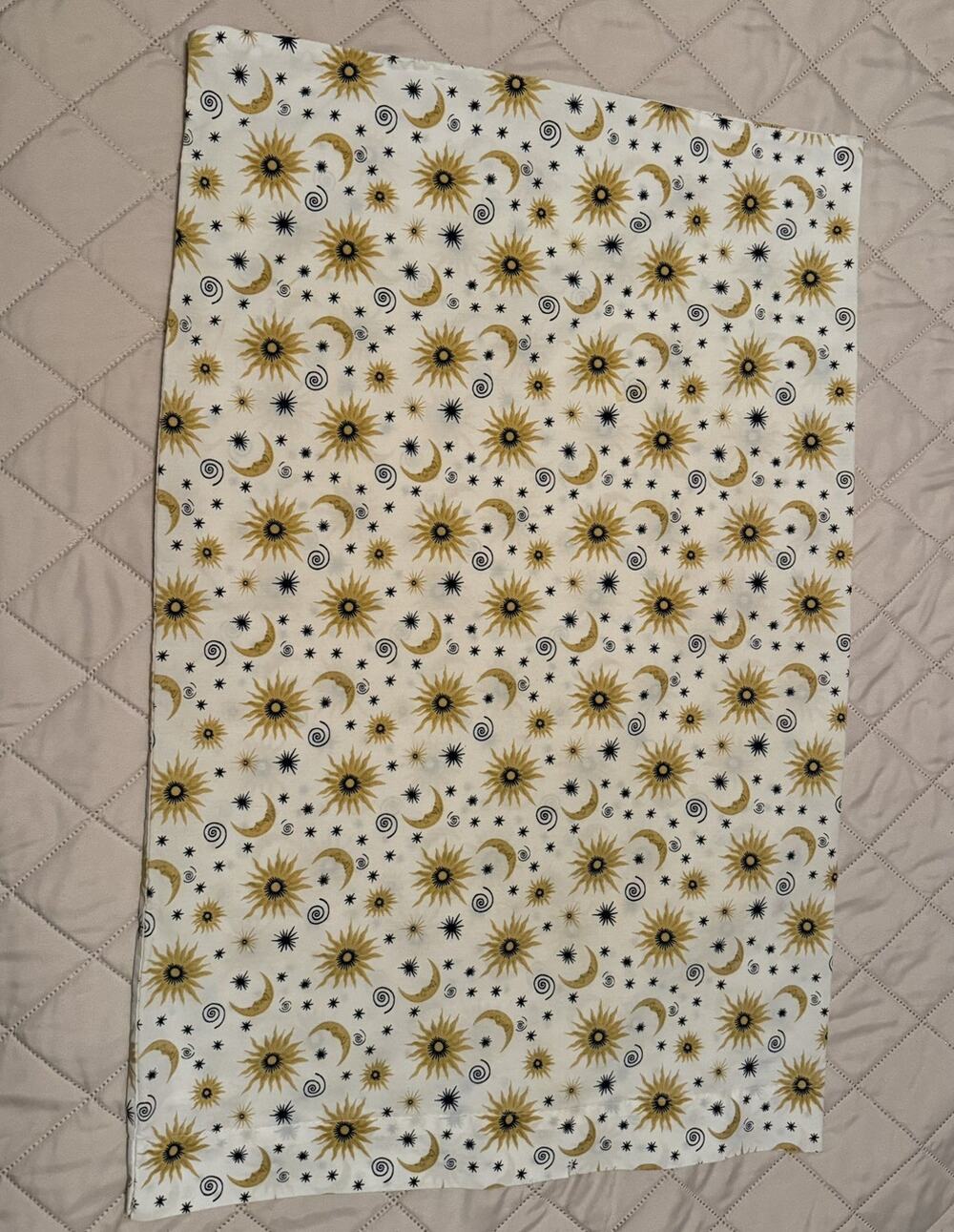 Celestial 28.5x19 Stars Moon Pillow Case VTG 90s Maywin Made in Mexico